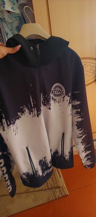 олимпийка чёрно Белая