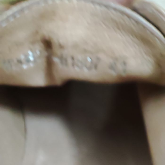 Туфли бежевые кожаные