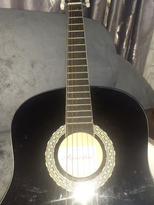 Гитара отличное звучание