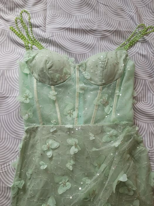 Rochie elegantă pentru evenimente