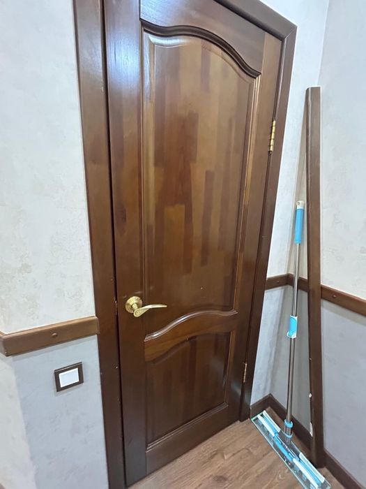 Продается настоящий деревянные двери