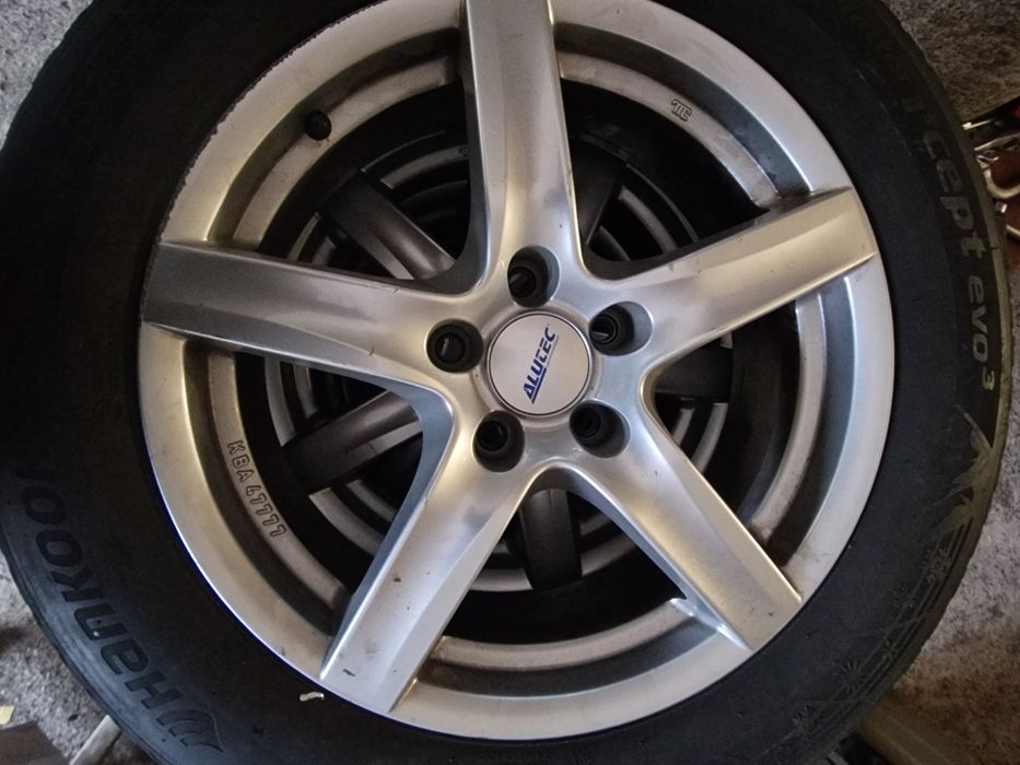 Renault Koleos 2.0
- scaun reglabil, cu funcție de încălzire pentru șo