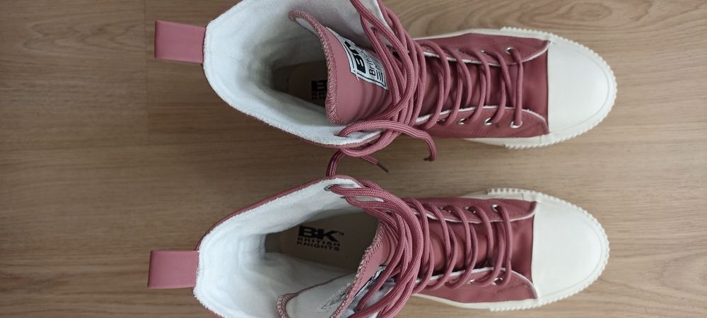 Оригинални непромокаеми Кецове 41 номер British Knights