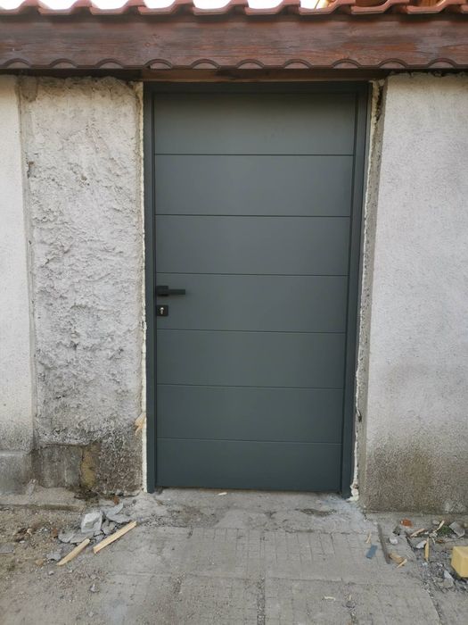 Входни врати, гаражни, блиндирани взломо устойчиви