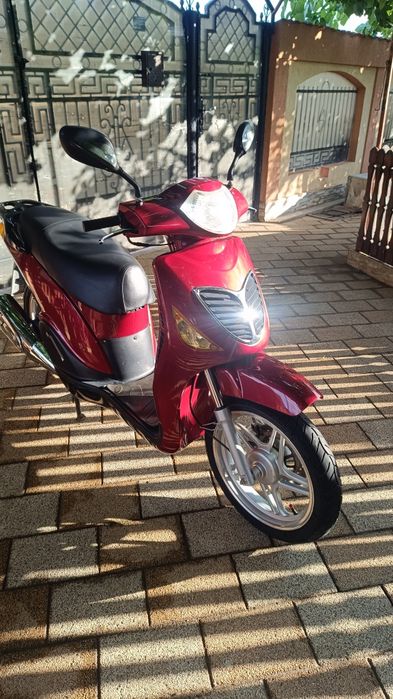 Vand scuter 150cc