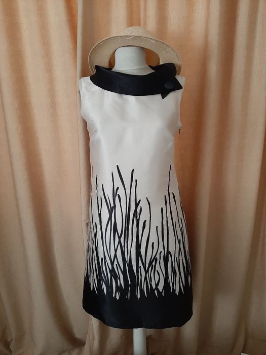 Rochie cocktail alb cu negru