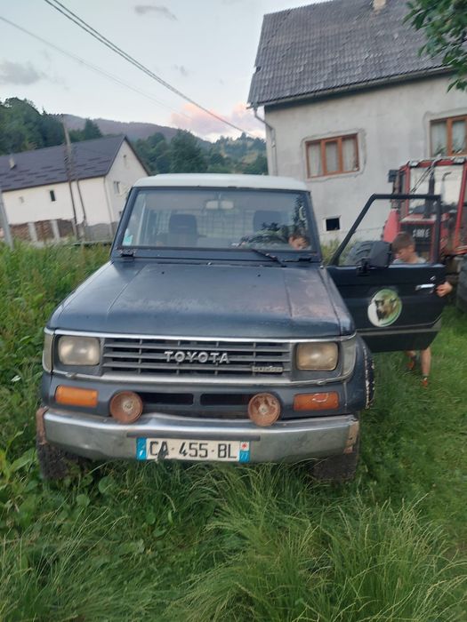 Dezmembrez Toyota lj 73 și Lj 70