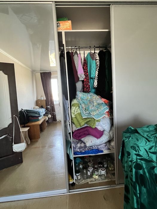 Продам шкаф купе встроенный