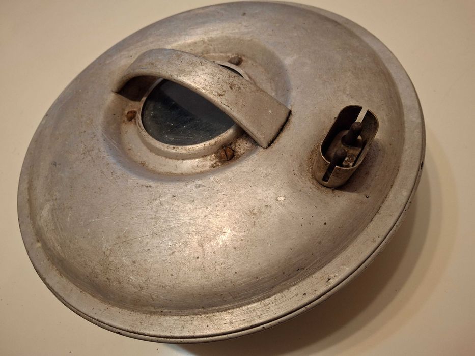 Стара соц полска алуминиева електрическа тенджера