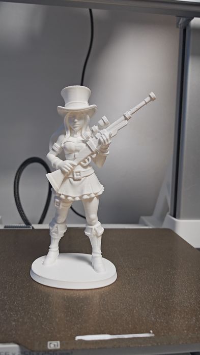 Figurină / Statuetă Caitlyn - League of Legends (LoL) - Print 3D Premium