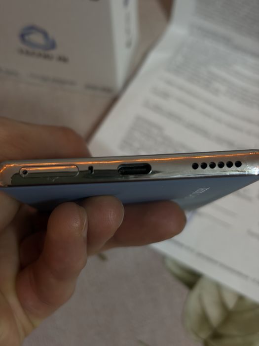 Смартфон TECNO CAMON 40 Pro 8 ГБ/256 ГБ белый