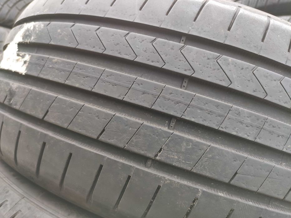 2бр Летни гуми 215 55 17 - Hankook - DOT 2024
