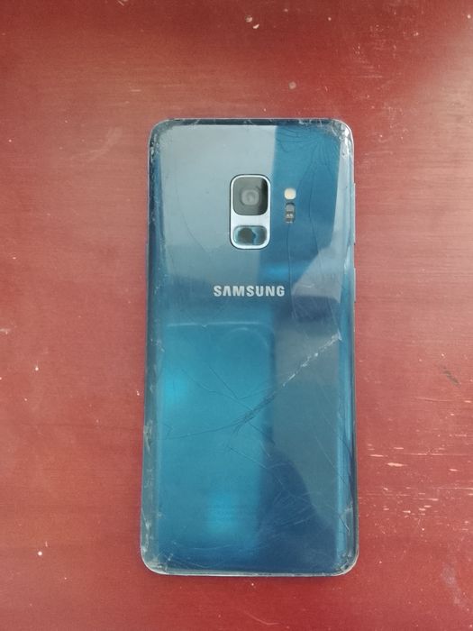 Samsung S9 sotiladi.