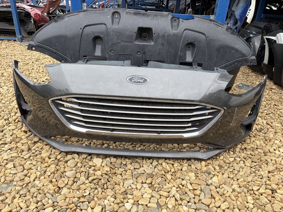 Bara fata cu grila Ford Focus 4 2018/2019/2020/2021/2022