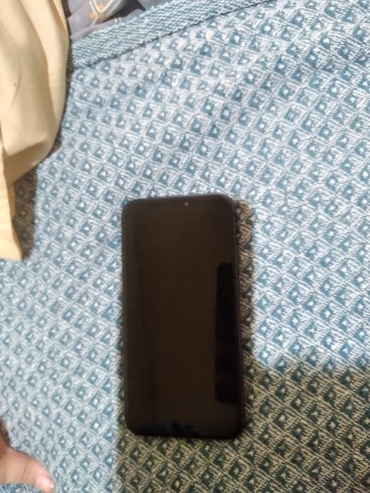Продам айфон 11 128 гб