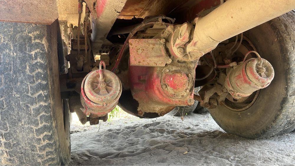 Tracker  8x4 DAF fooden