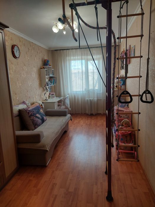 Продам 3-х комнатную квартиру