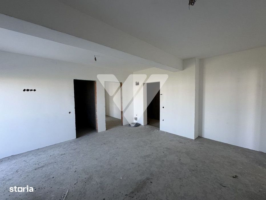 Apartament LA CHEIE 3 camere 60 mp balcon etaj 6 lift - Doamna Stanca