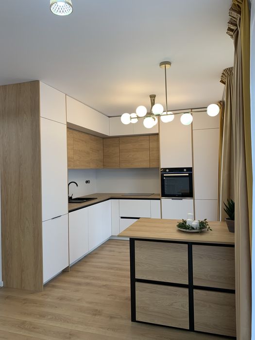 Apartament 3 camere 73 mp Scala Frunzisului