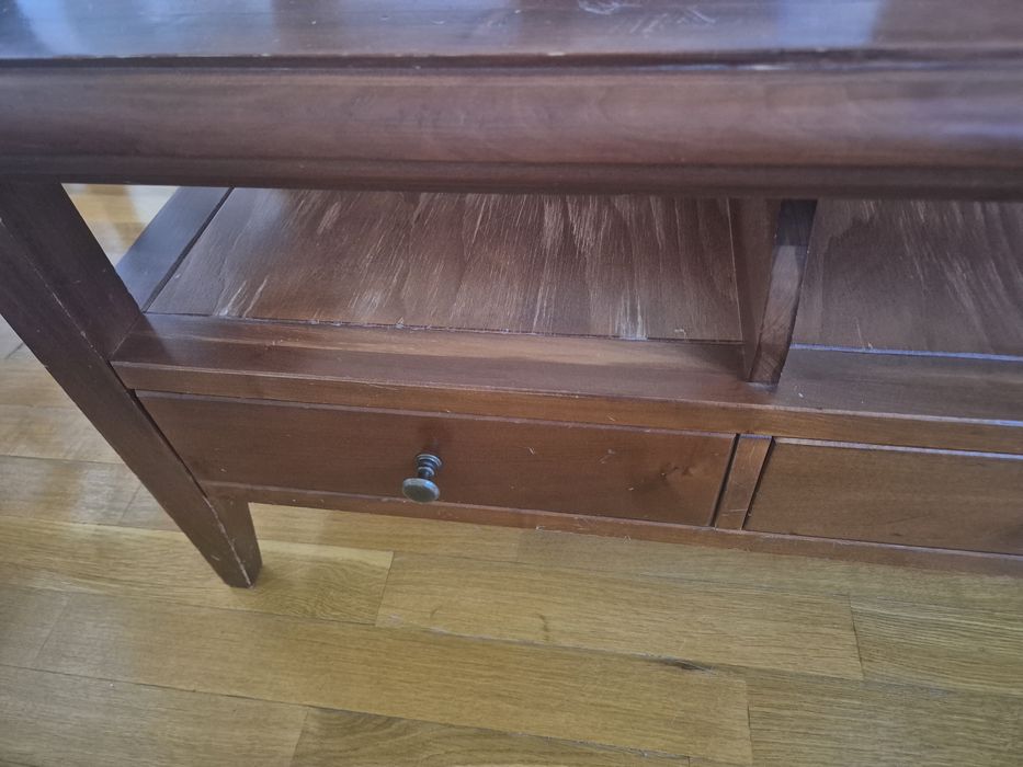 Măsuță cafea/ living din lemn masiv, robusta și deosebita, dim. 1,30m / 65 cm