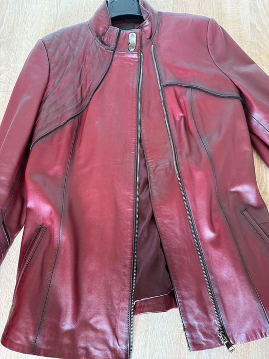 Ново дамско яке от агнешка кожа