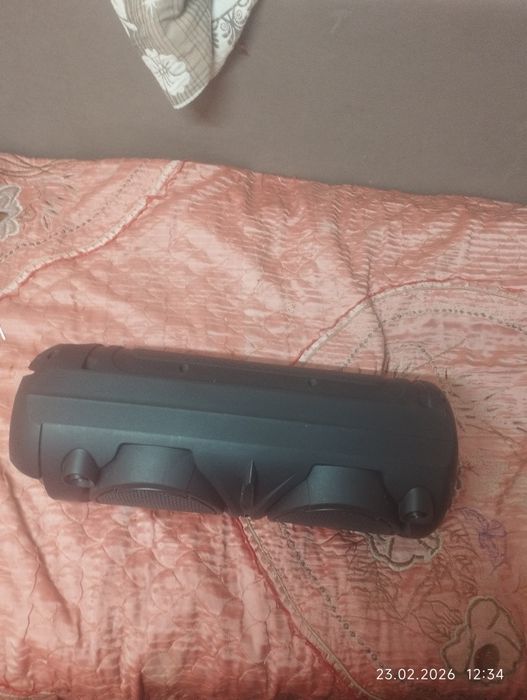 Продается блютуз колонка