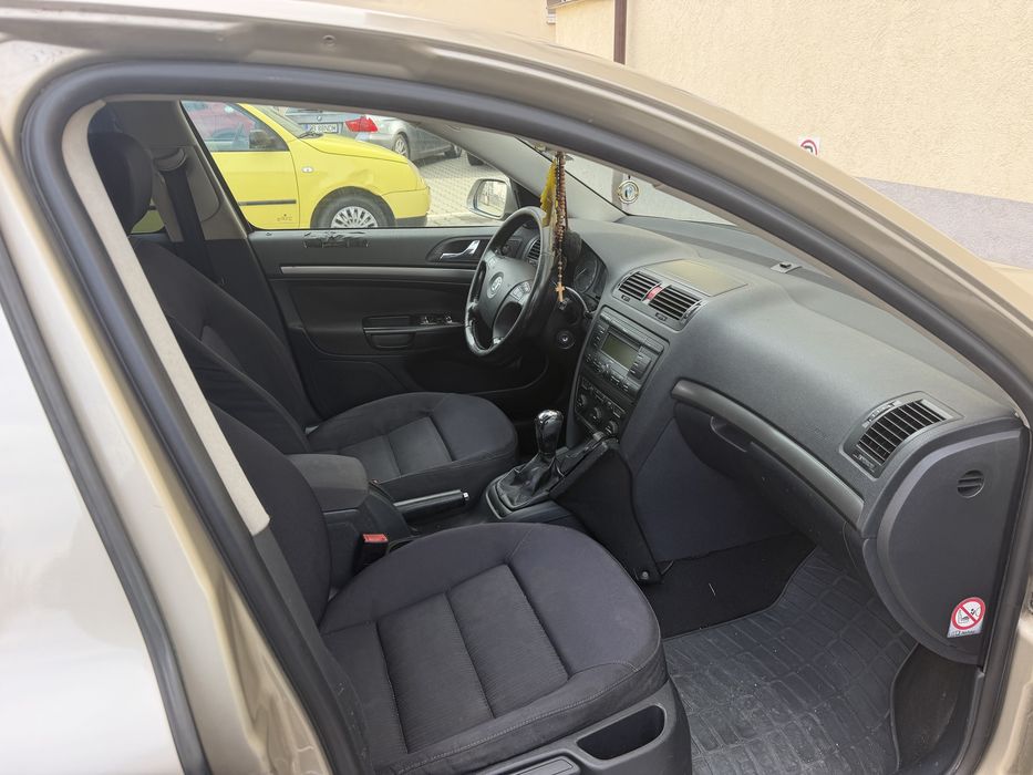 SKODA Octavia 2005 — imagine 2