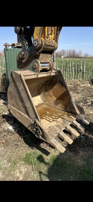 Услуги экскаватора. Погрузчик колесный