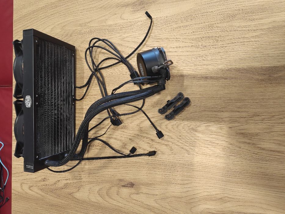 CoolerMaster 240 AIO