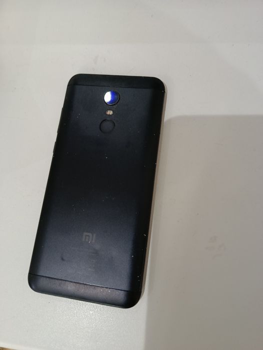 Xiaomi Редми 5 плюс