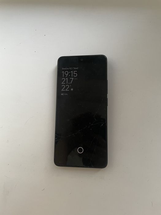 Продам смартфон Redmi Note 13, срочно!