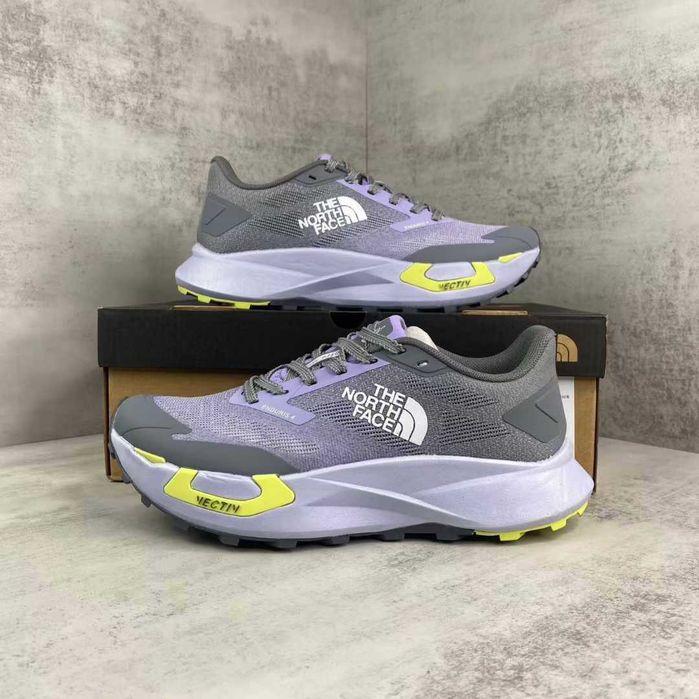 Продавам нови дамски маратонки The North Face Vectiv Enduris 4 Violet