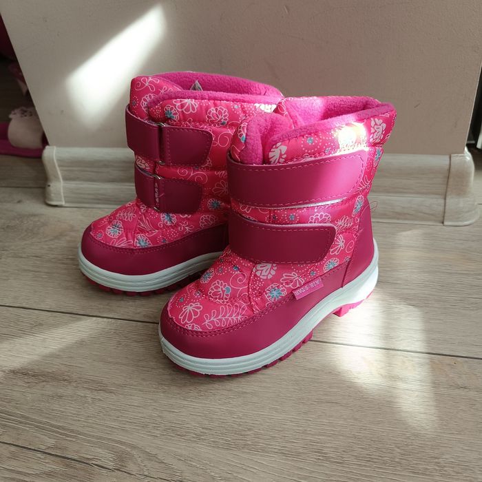 Нови детски ботуши