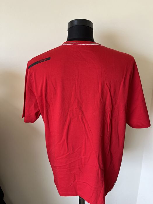 Tricou Ferrari , autentic , nou