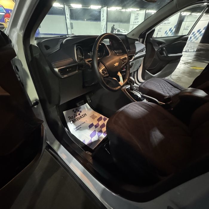 Trecker-2 примиер 2023 сотаман яхши холатда 17.000км юрган