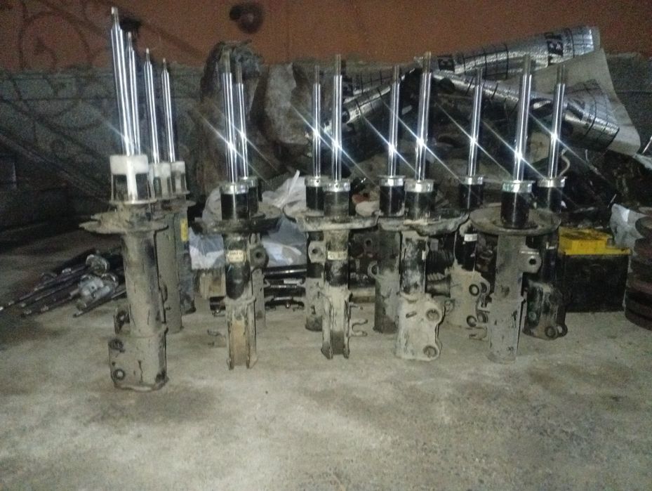 Amitzator garyandyali