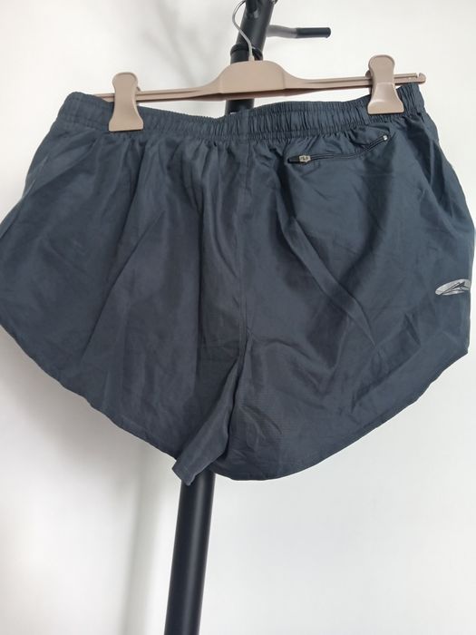 Pantaloni scurți pt alergare , etc