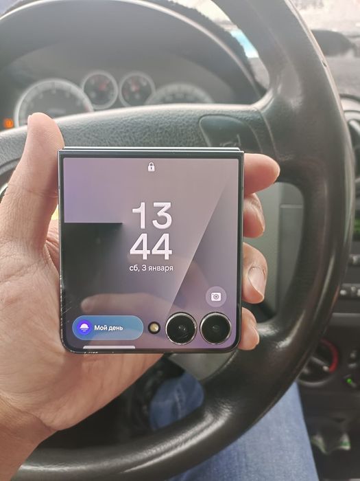 Galaxy Z Flip 7 срочно