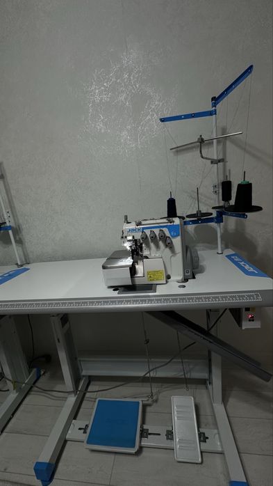 Продается Оверлок JackE3