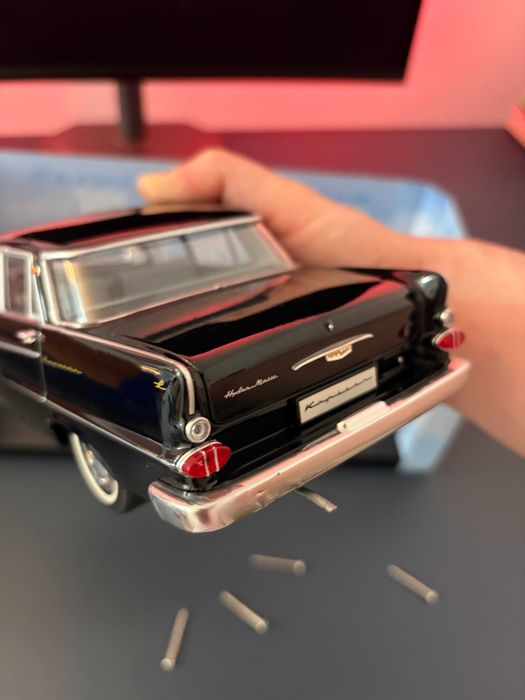 macheta Opel Kapitan 1:18 Revell