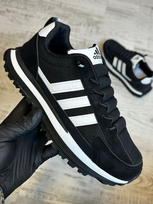 Adidași bărbați Adidas