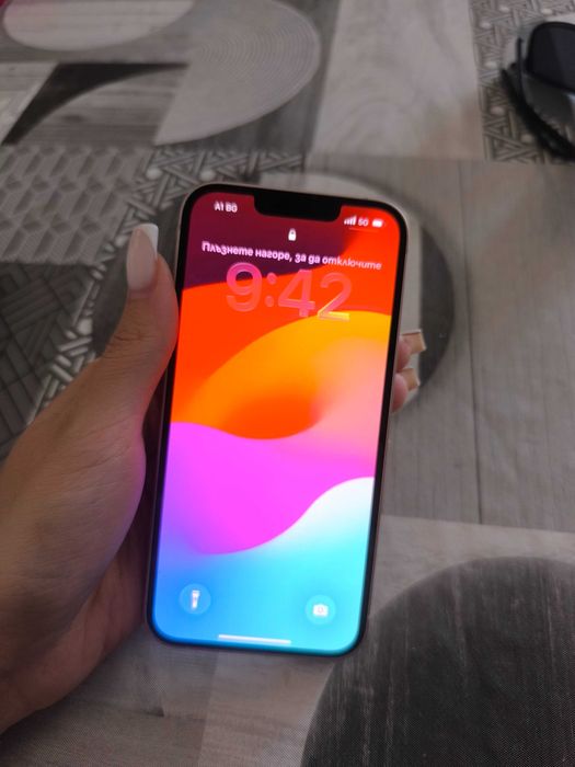Запазен Iphone 13