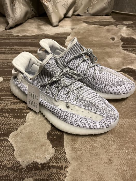 Yeezy 350 V2 Boost, 42, noi cu eticheta