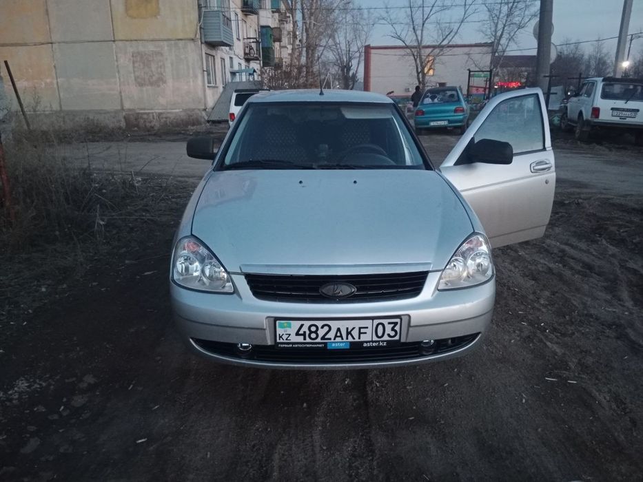 Лада приора седан