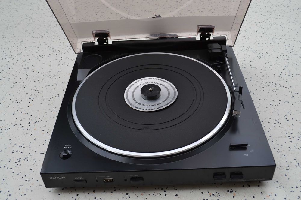 Pick up Denon DP 200 USB
