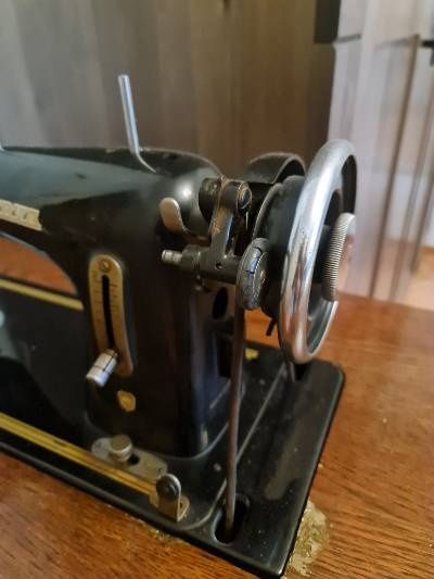 Крачна шевна машина Minerva