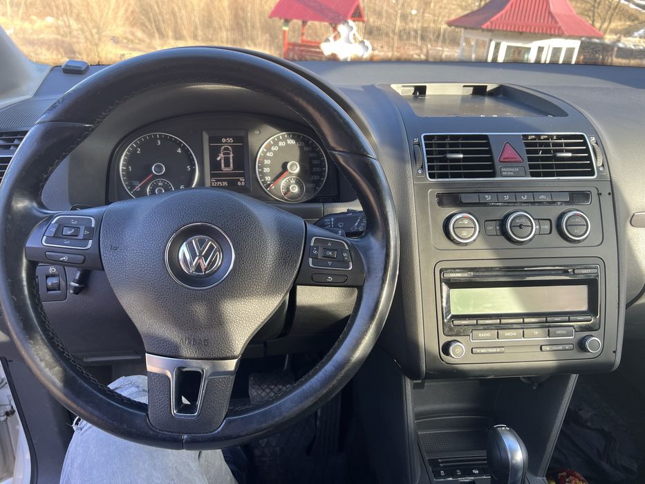 Touran 2015 2.0 diesel DSG