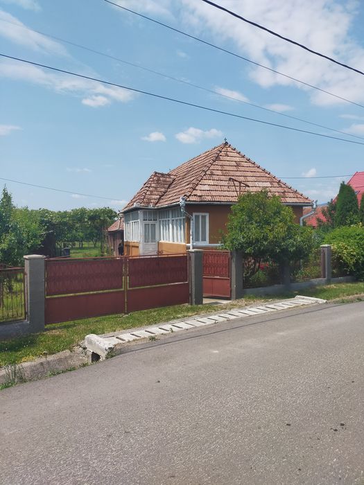 Se vinde gradina