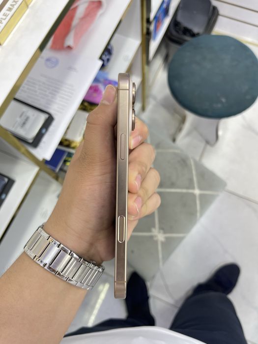 Iphone 16 pro max 92 yomkus 256gb