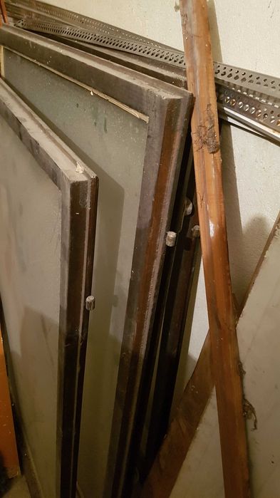 4 броя дървени прозорци / черчевета